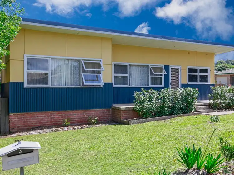 25 Campbell Street, Moruya NSW 2537