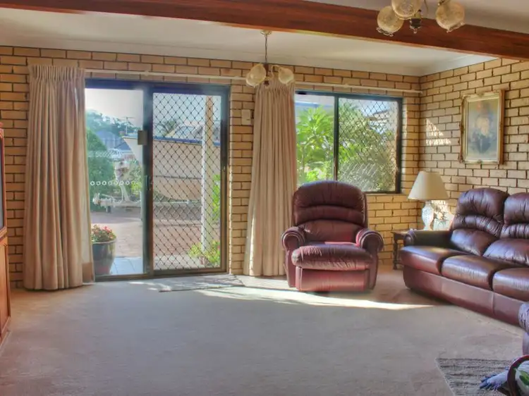 Third view of Homely townhouse listing, 2/72 Queen Lane, Iluka NSW 2466