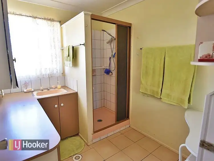 Seventh view of Homely house listing, 2 Joel Court, Kallangur QLD 4503