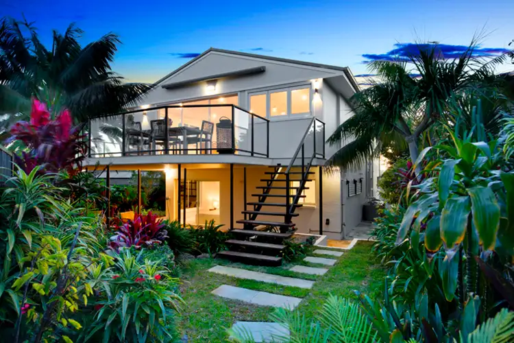 16 Carpenter Crescent, Warriewood NSW 2102