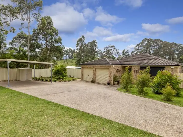 8 Henry Place, Long Beach NSW 2536