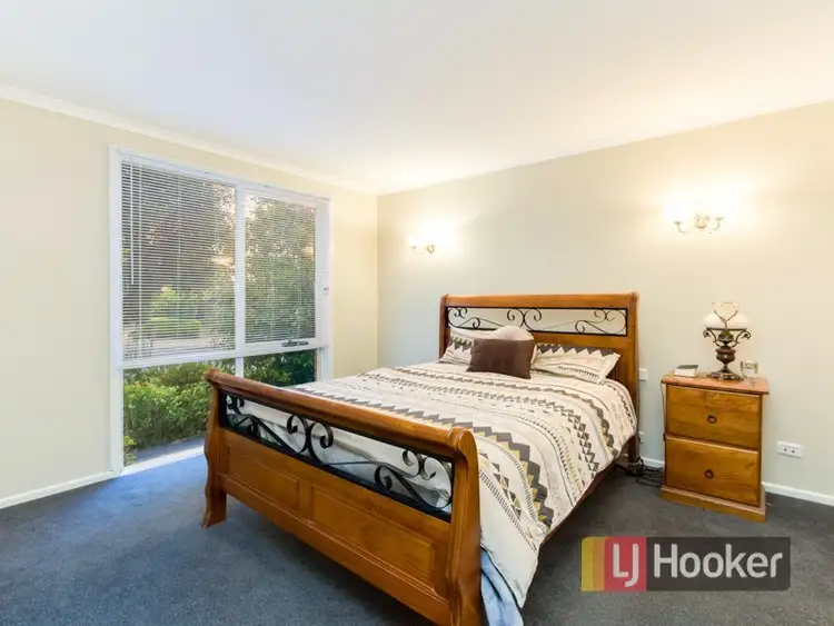 Sixth view of Homely house listing, 1 Alice Court, Hallam VIC 3803