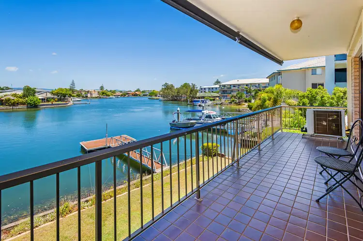 Main view of Homely unit listing, 2/18 Back Street, Biggera Waters QLD 4216