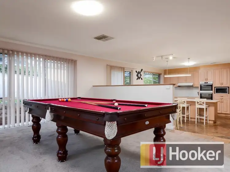 Sixth view of Homely house listing, 10 Outlook Drive, Berwick VIC 3806