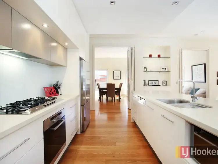 Fourth view of Homely house listing, 15 Raeburn Avenue, Castlecrag NSW 2068