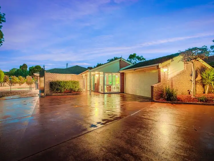 4 Baunton Court, Kilsyth VIC 3137