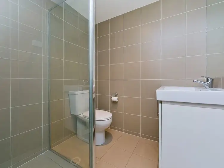 Fifth view of Homely unit listing, 8C/17 Uriarra Road, Queanbeyan NSW 2620
