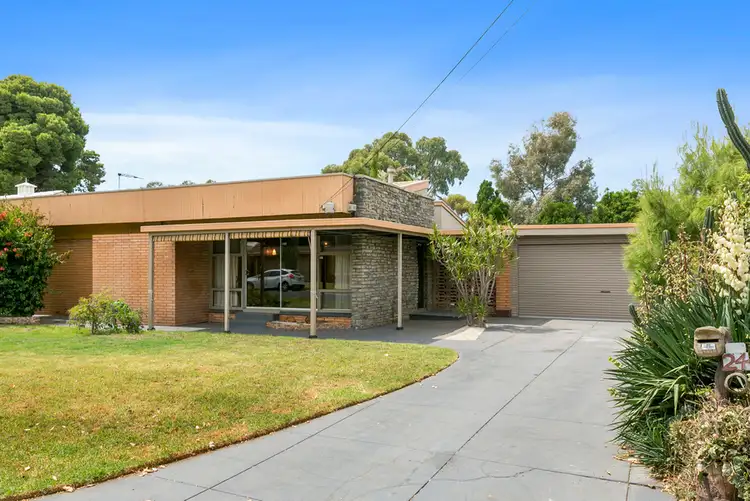 24 Old Drive, Novar Gardens SA 5040