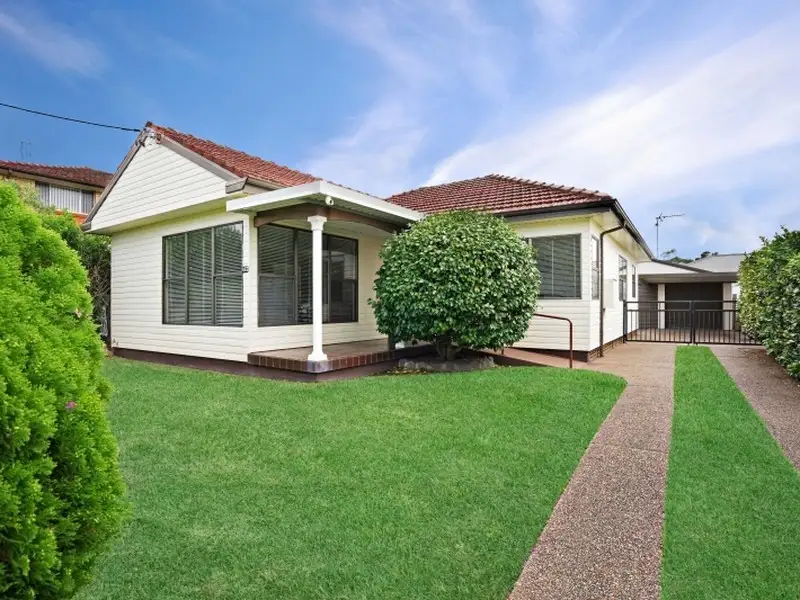 Main view of Homely house listing, 462 Glebe Road, Adamstown NSW 2289