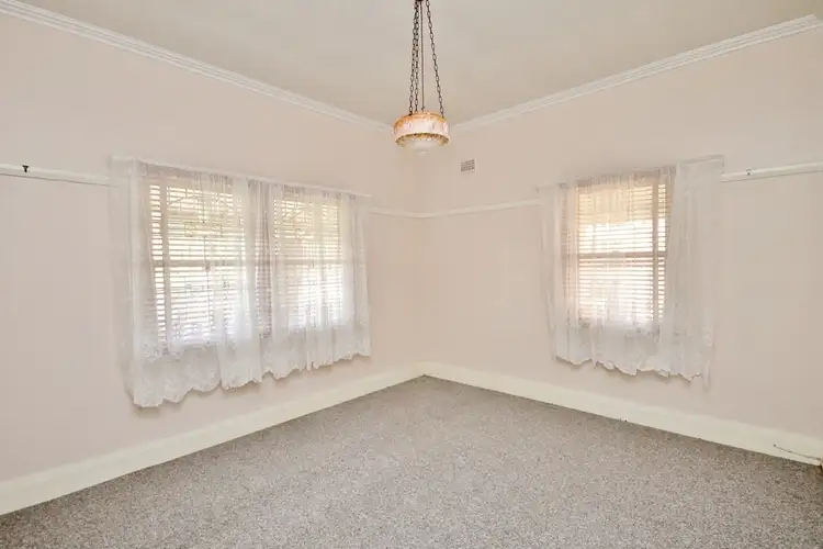 Fifth view of Homely house listing, 105 Keppel Street, Bathurst NSW 2795