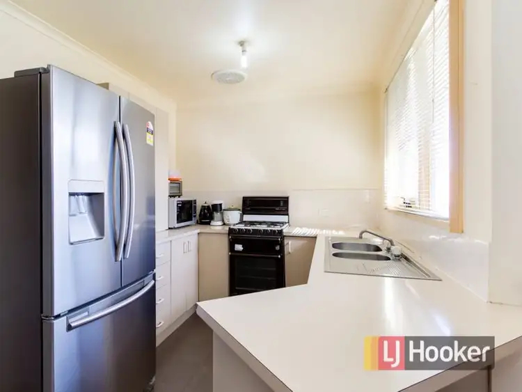Second view of Homely house listing, 9 Harvey Court, Hampton Park VIC 3976