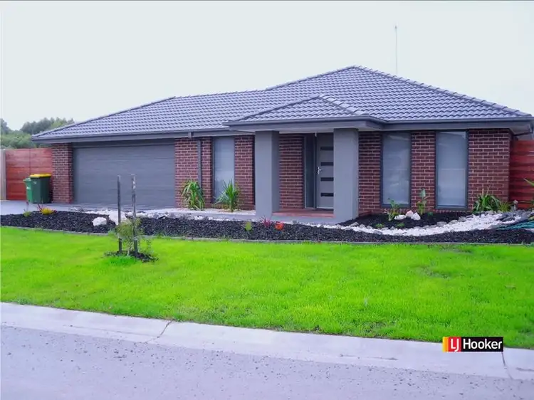 26 Surrey Place, Inverloch VIC 3996
