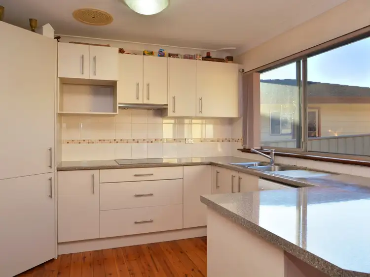 Second view of Homely house listing, 14 Lorraine Close, Thornton NSW 2322