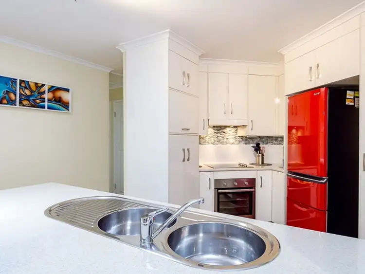 Fifth view of Homely house listing, 4 Michel Place, Telina QLD 4680