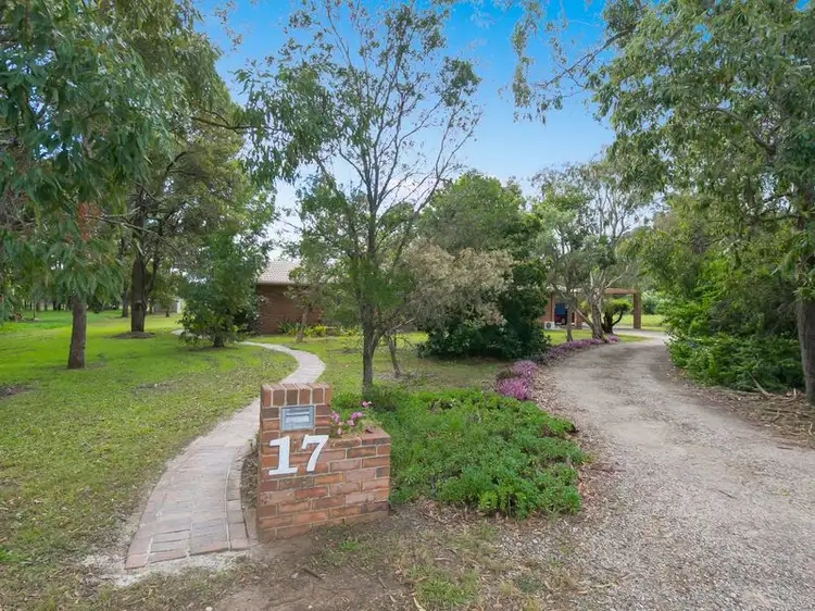 17 Pandanus Street, Birkdale QLD 4159