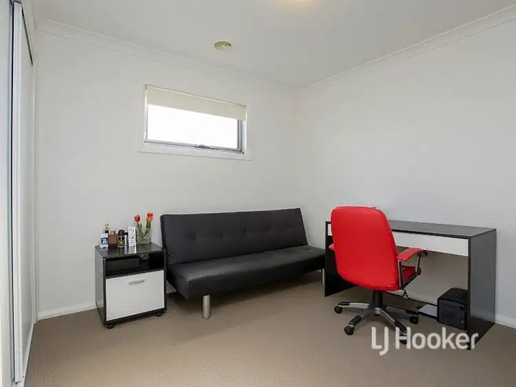 Sixth view of Homely townhouse listing, 6/12 Vilnius Way, Truganina VIC 3029
