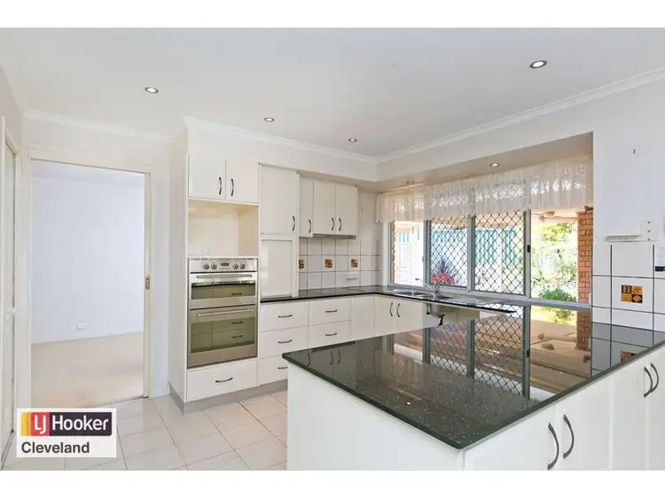 Second view of Homely house listing, 5 Swain Court, Cleveland QLD 4163