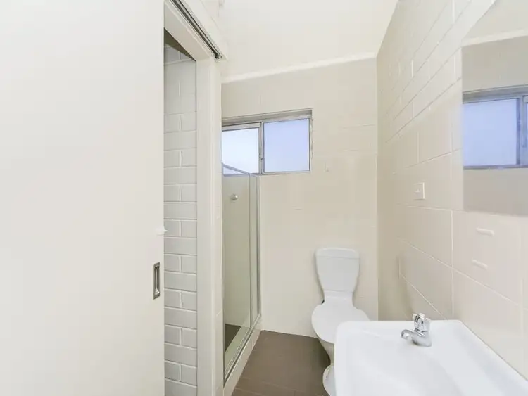 Fifth view of Homely unit listing, 5/84 Tharwa Road, Queanbeyan NSW 2620