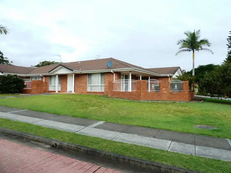 Main view of Homely villa listing, 1/116 The Southern Parkway, Forster NSW 2428