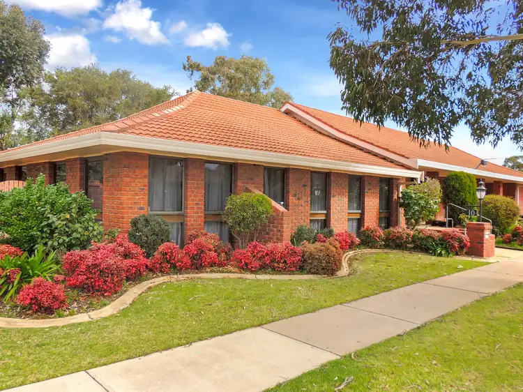 10 Cobham Avenue, Swan Hill VIC 3585