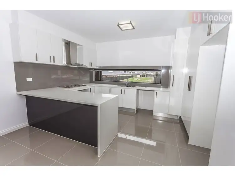 Third view of Homely unit listing, 5 Vali Road, Craigieburn VIC 3064