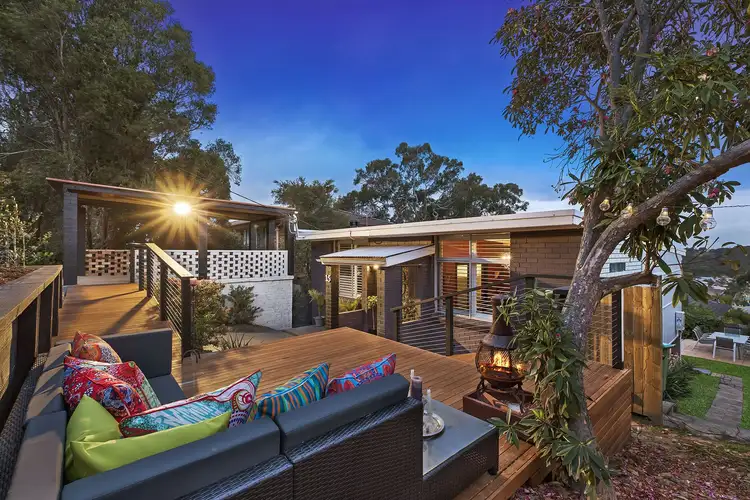 15 Valley View Road, Bateau Bay NSW 2261