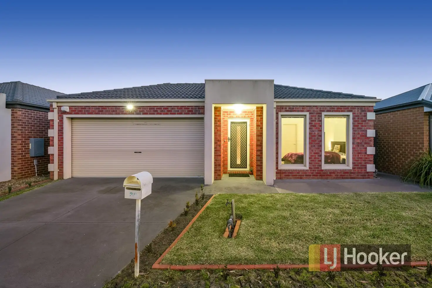 Main view of Homely house listing, 38 Pomegranate Way, Pakenham VIC 3810