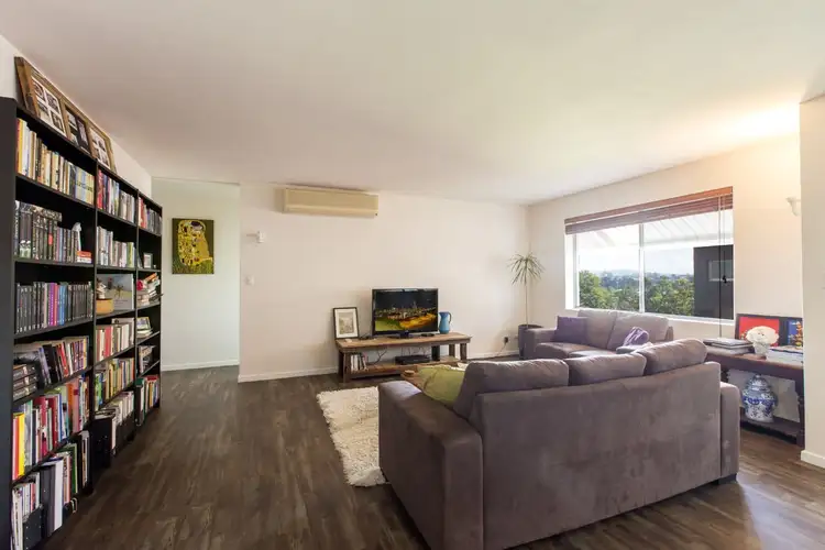 Sixth view of Homely unit listing, 2/26 Kirkland Avenue, Coorparoo QLD 4151