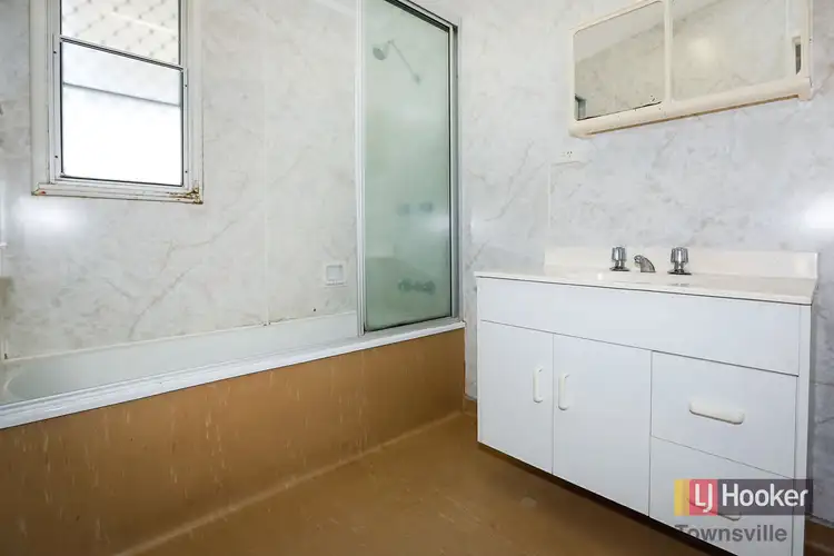 Sixth view of Homely house listing, 32 Daniels Street, Vincent QLD 4814