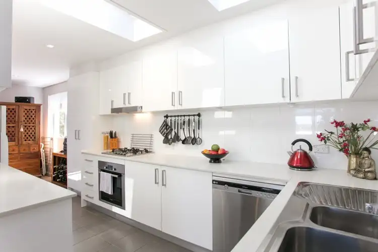Third view of Homely apartment listing, 11/2 Brookvale Avenue, Brookvale NSW 2100