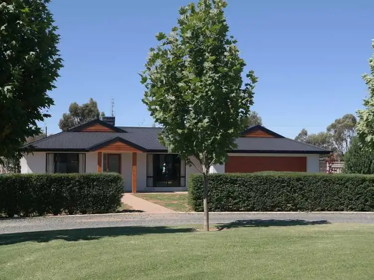 3 Village Court, Echuca VIC 3564
