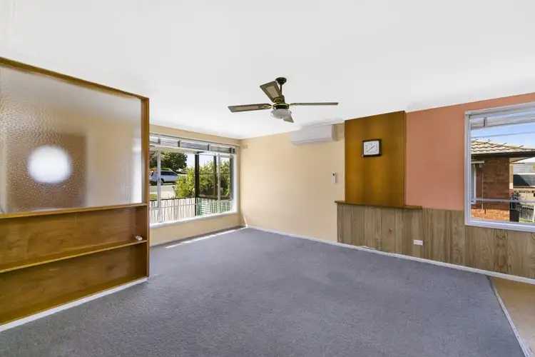 Sixth view of Homely house listing, 10 Wilgabar Way, Queanbeyan NSW 2620