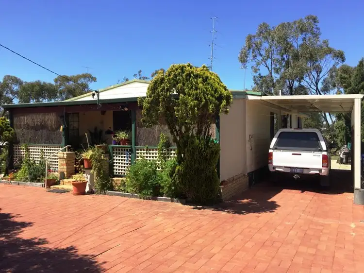 17 Bird Street, York WA 6302