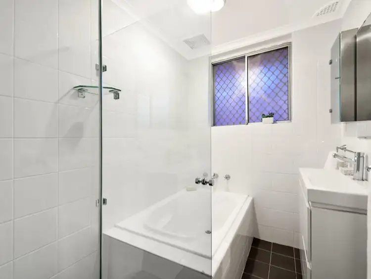 Fifth view of Homely unit listing, 2/91-93 Wentworth Road, Strathfield NSW 2135