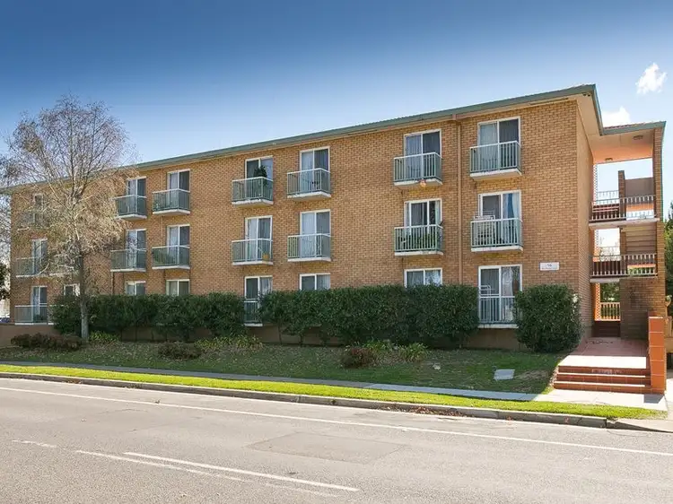 Main view of Homely block of units listing, 56 Morisset Street, Queanbeyan NSW 2620