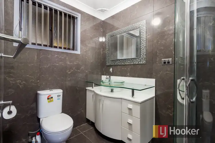 Fourth view of Homely villa listing, 6/6 Woodvale Close, Plumpton NSW 2761