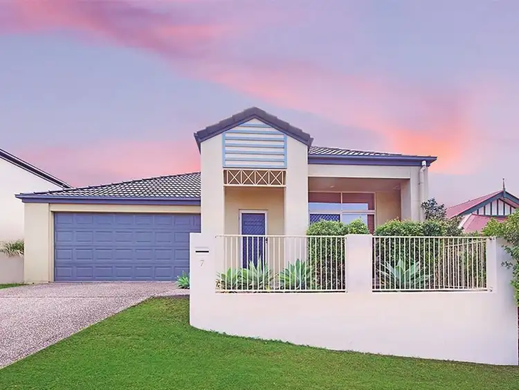 7 Duxton Drive, Varsity Lakes QLD 4227