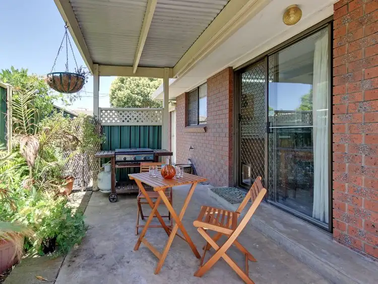 1/248 Guthridge Pde, Sale VIC 3850