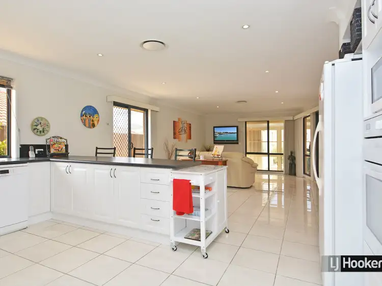 Fifth view of Homely house listing, 17 Elkin Close, Raworth NSW 2321