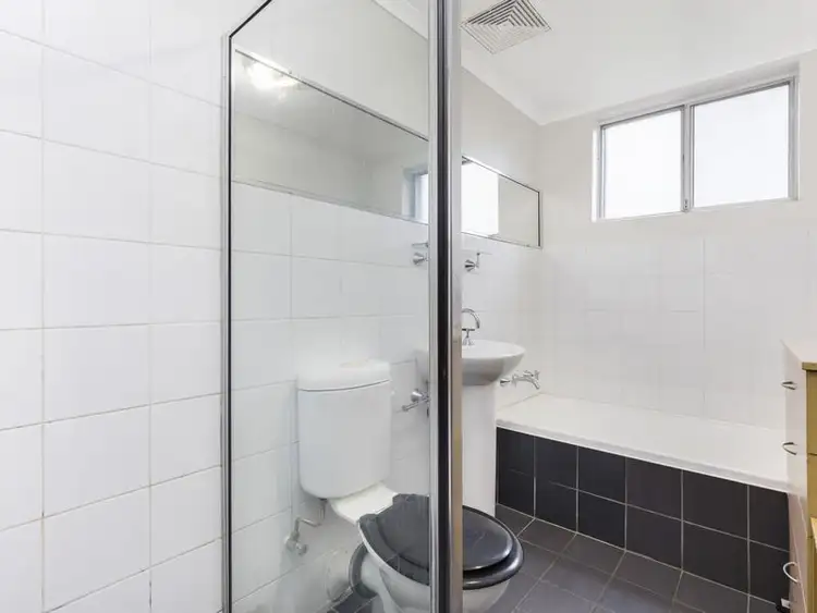 Fifth view of Homely unit listing, 10/38 Vine Street, Fairfield NSW 2165
