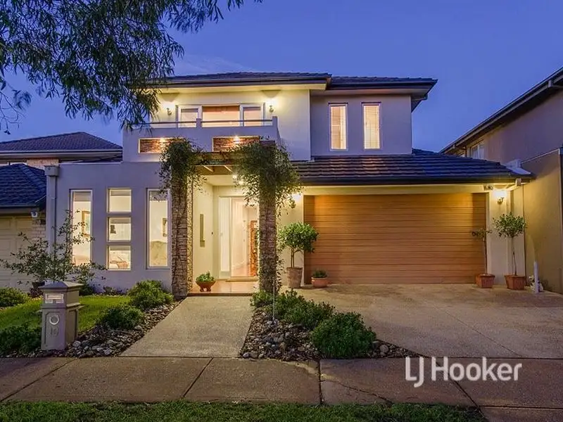 Main view of Homely house listing, 10 Freshwater Point, Sanctuary Lakes VIC 3030