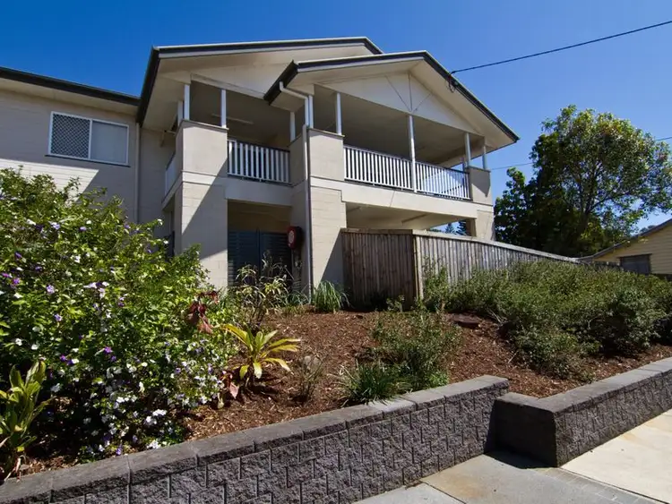 1/33 Law Street South, Redbank QLD 4301