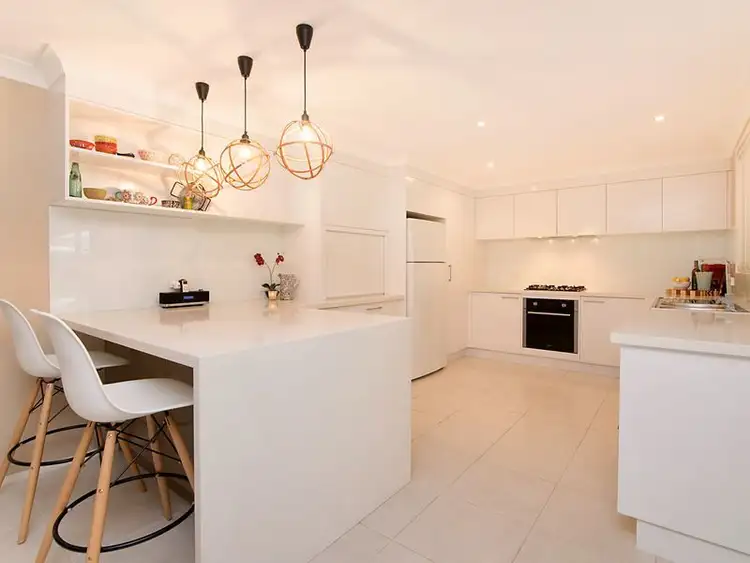 Fifth view of Homely house listing, 4 McKellar Close, Point Clare NSW 2250