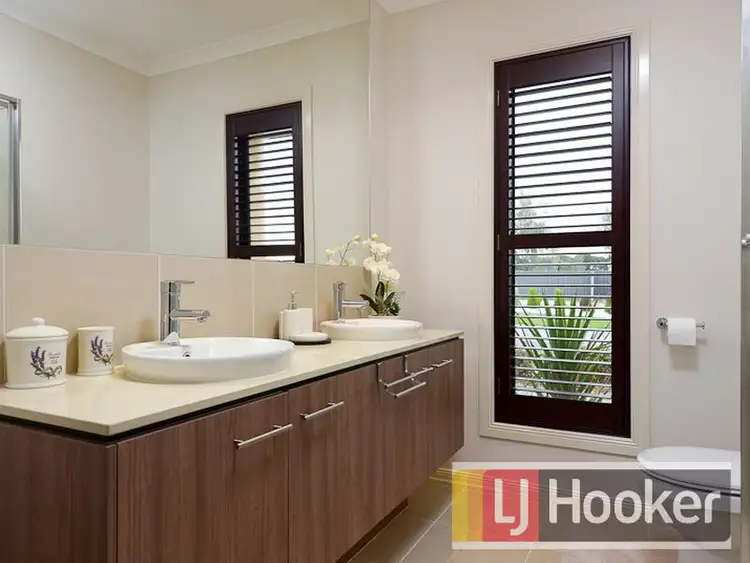 Fourth view of Homely house listing, 11 Jefferson Avenue, Cranbourne North VIC 3977