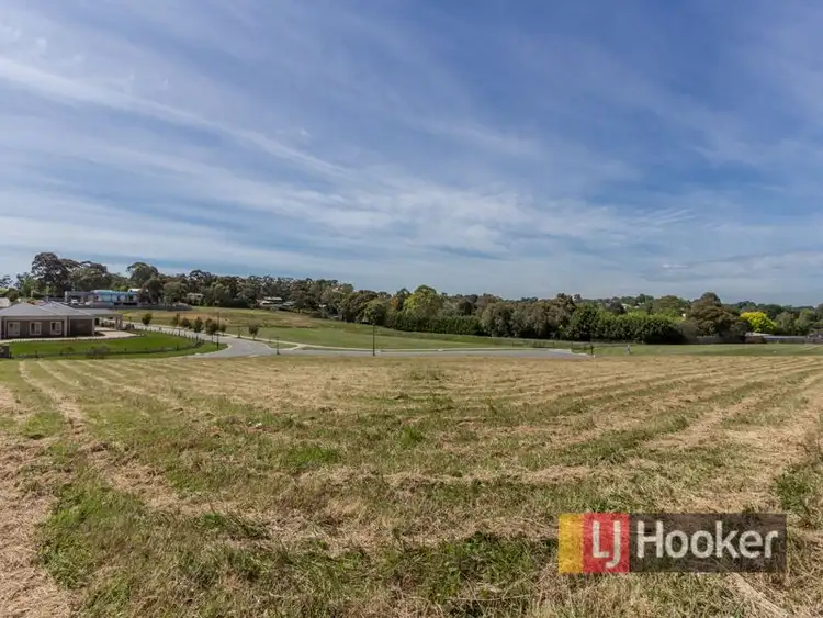 6-7 Adare Court, Berwick VIC 3806