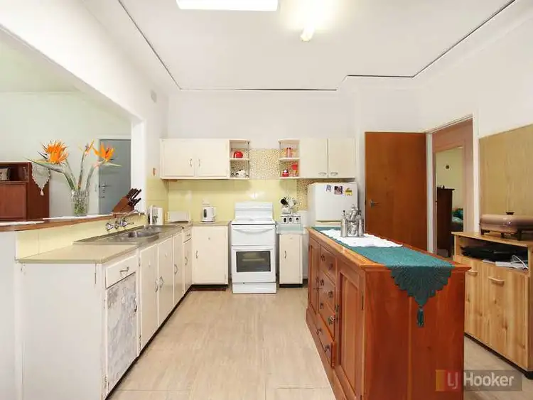 Second view of Homely flat listing, 5 Ray Place, Woodpark NSW 2164
