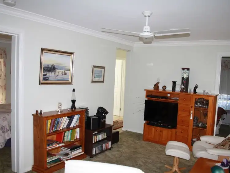Fifth view of Homely unit listing, 121 / 139 Princes Highway Big 4 Caravan Park, Bairnsdale VIC 3875