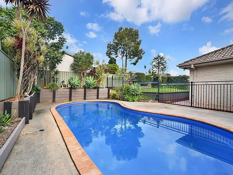 Second view of Homely house listing, 5 Bristol Close, Kanwal NSW 2259