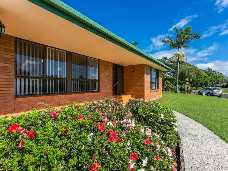15 Gilba Avenue, Ocean Shores NSW 2483