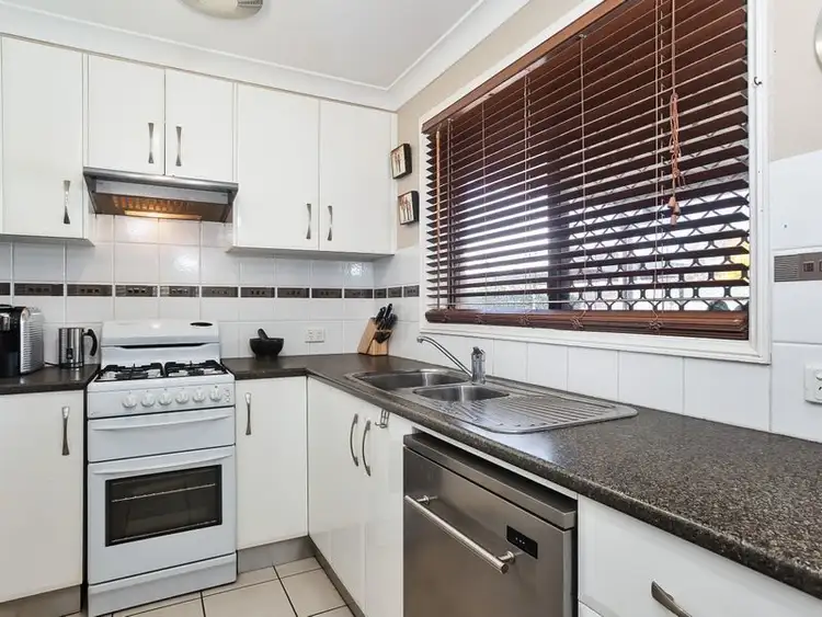 Second view of Homely house listing, 3 Kenyon Close, Edgeworth NSW 2285